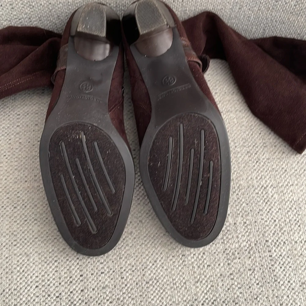 Predictions high heel boots, brown faux suede, size 8.5 - Picture 4 of 7
